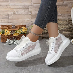 Women's Breathable Floral Lace-Up Sneakers
