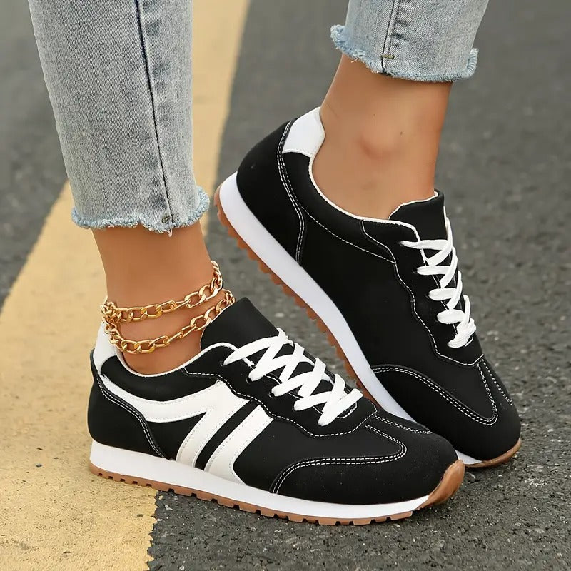 Solid Color Low Top Lace-up Sneakers