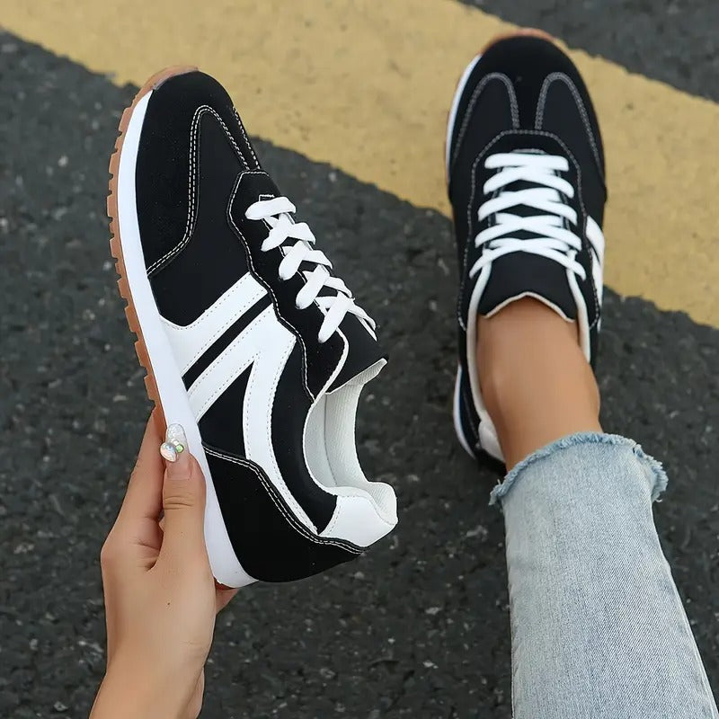 Solid Color Low Top Lace-up Sneakers